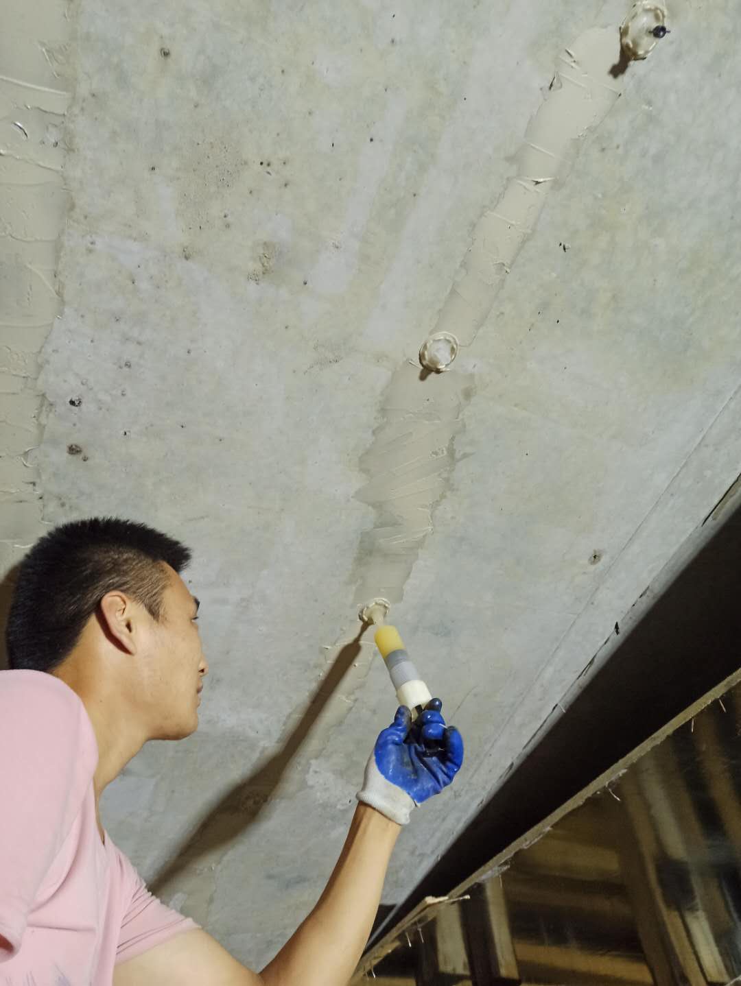 龙岩房屋墙体裂缝施工方法